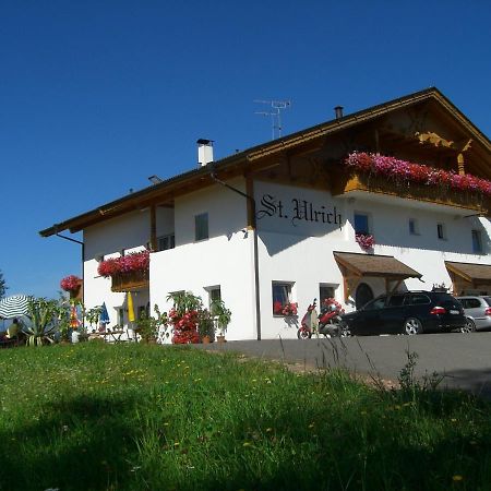 Gasthof St. Ulrich Mölten Eksteriør bilde