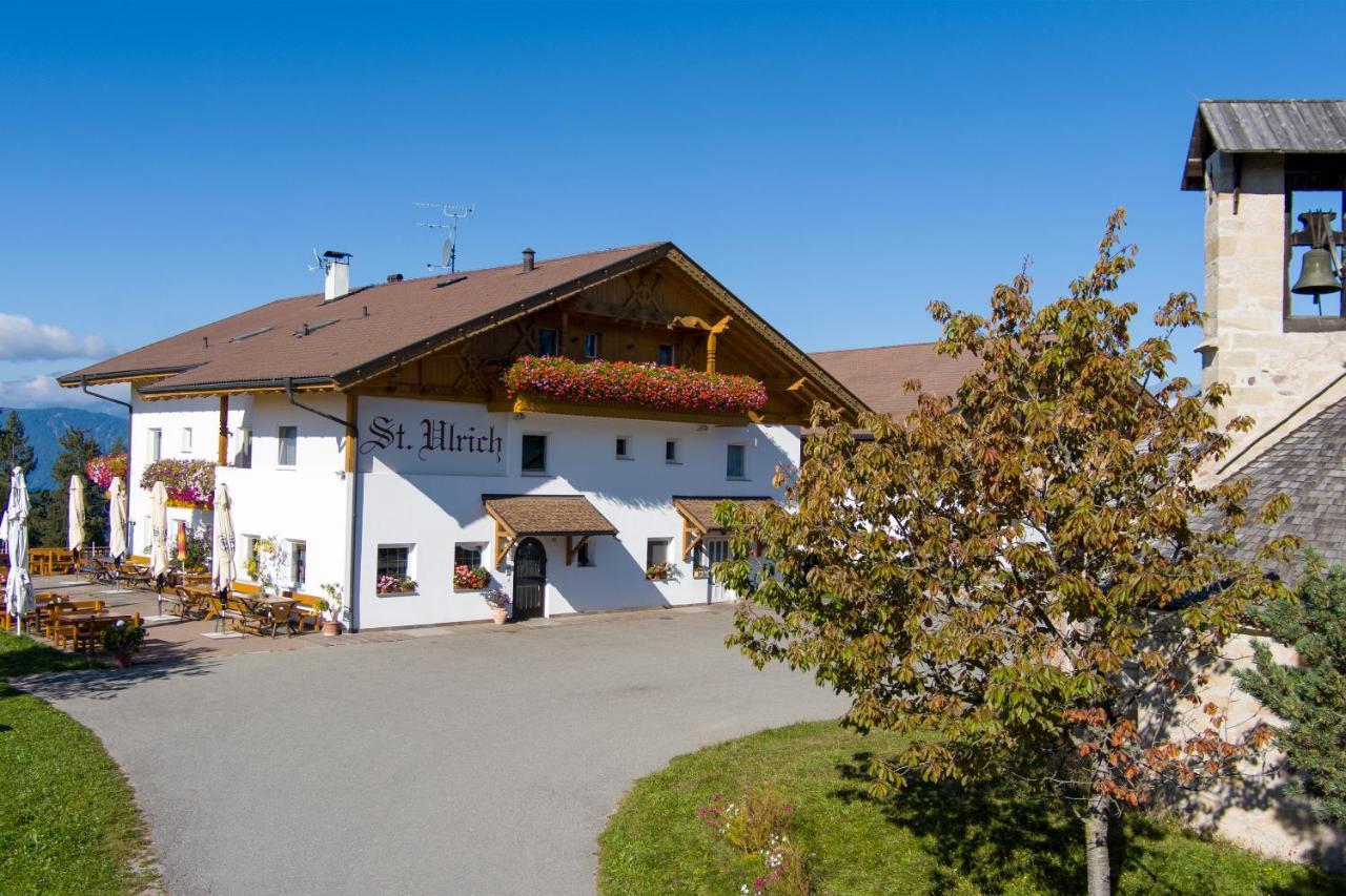 Gasthof St. Ulrich Mölten Eksteriør bilde