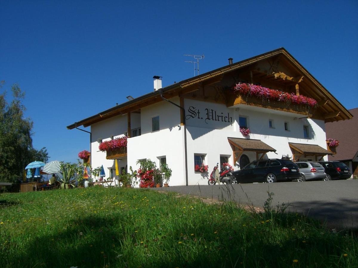 Gasthof St. Ulrich Mölten Eksteriør bilde